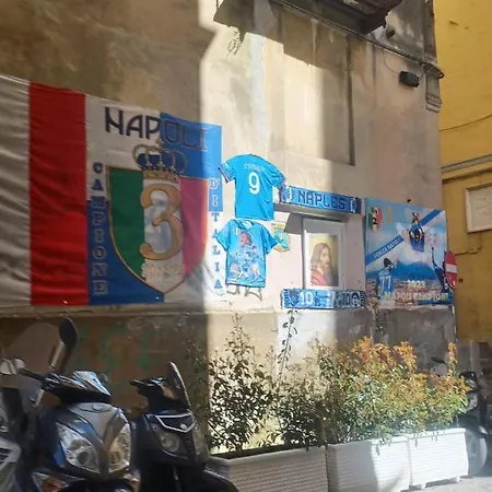 Al Maradona *